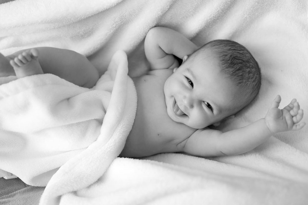 Connecticut Baby Photographer | Springtime 6-month Baby Photos